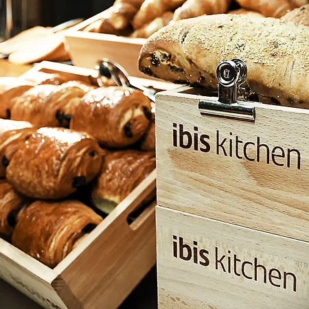 Ibis Saldanha מלון ליסבון