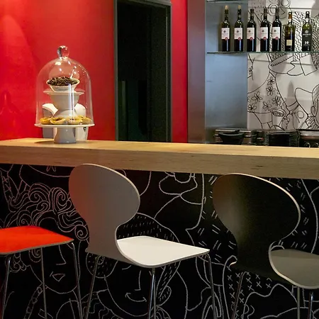Ibis Saldanha Otel 2*