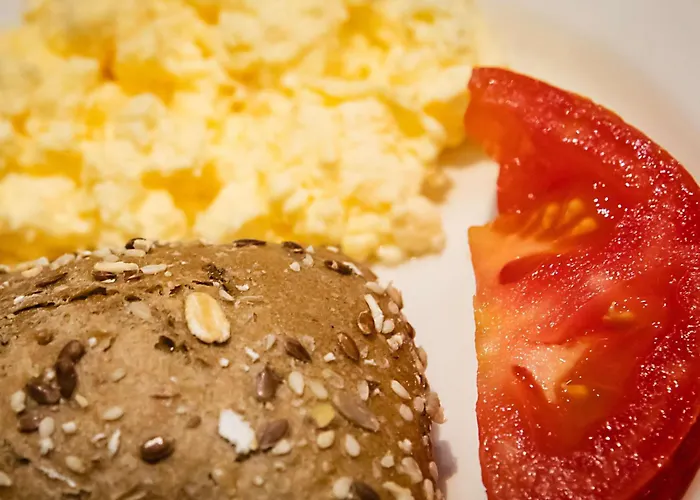 Ibis Saldanha Hotel 2*