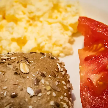 Ibis Saldanha Готель 2*