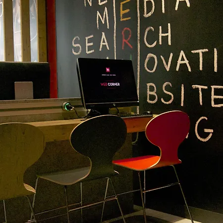 Готель Ibis Saldanha 2*